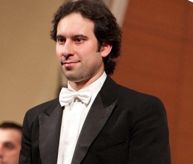 Dirigent Simon Krečič